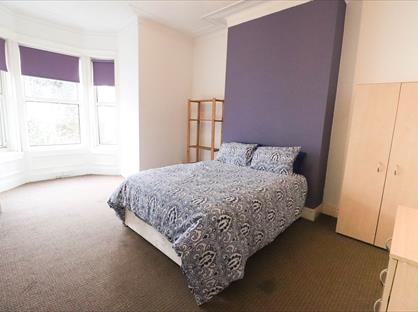 4 Bed Terraced House, Chillingham Road, NE6