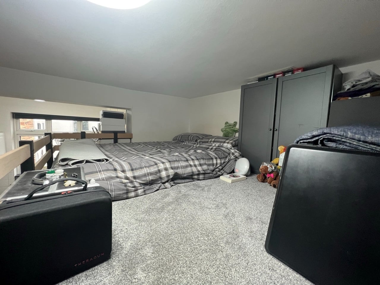 Studio Flat, Arthur Road, N7 photo 2