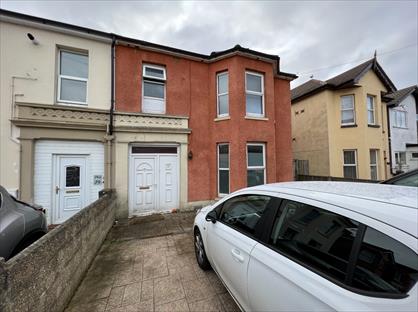 6 Bed Semi-Detached House, Malmesbury Park Road, BH8