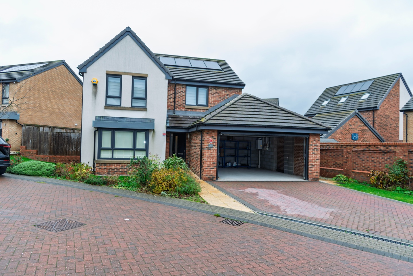 Additional image 2 of 4 Bed Detached House, Ryburn Road, S60, N1 7GU