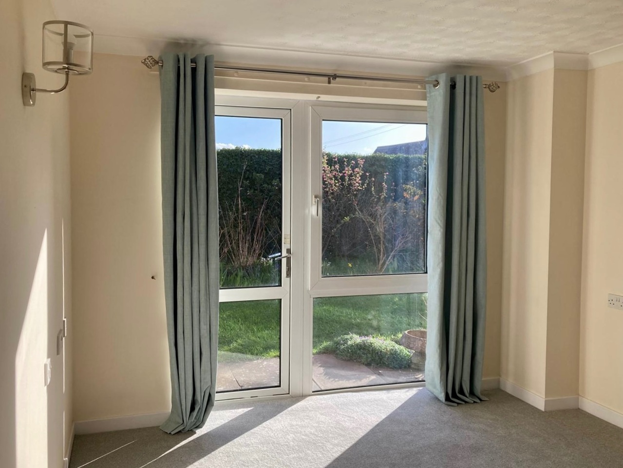 Evesham - 1 Bed Flat, St Marys Road, WR11 - To Rent Now for £780.00 p/m