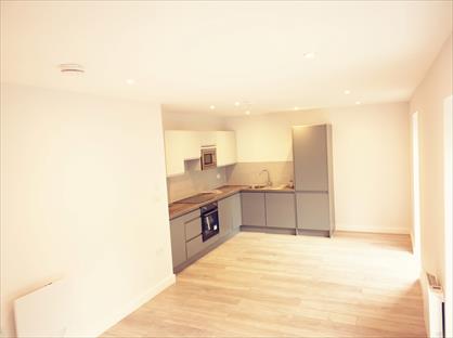 2 Bed Flat, Grainger Close, UB5