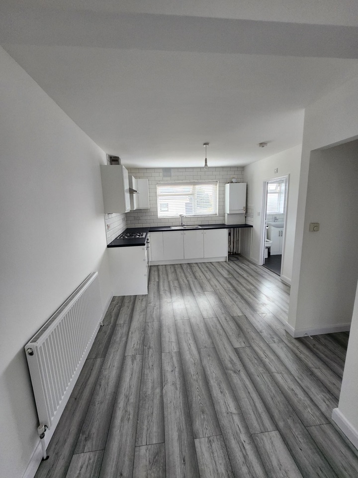 Feltham 2 Bed Flat, Staines Road, TW14 To Rent Now for £1,800.00 p/m