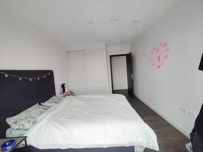 Room in a Shared Flat, Grenan Square, UB6