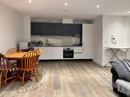 1 Bed Flat, Stonebridge House, CM1