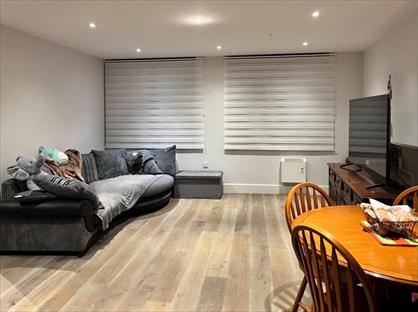 1 Bed Flat, Stonebridge House, CM1