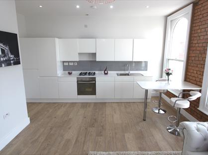 1 Bed Flat, King Street, LU1