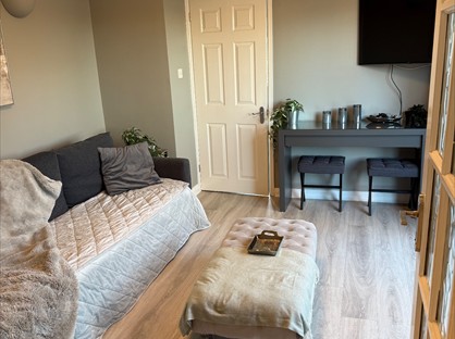 1 Bed Flat, Victoria Drive, GU17