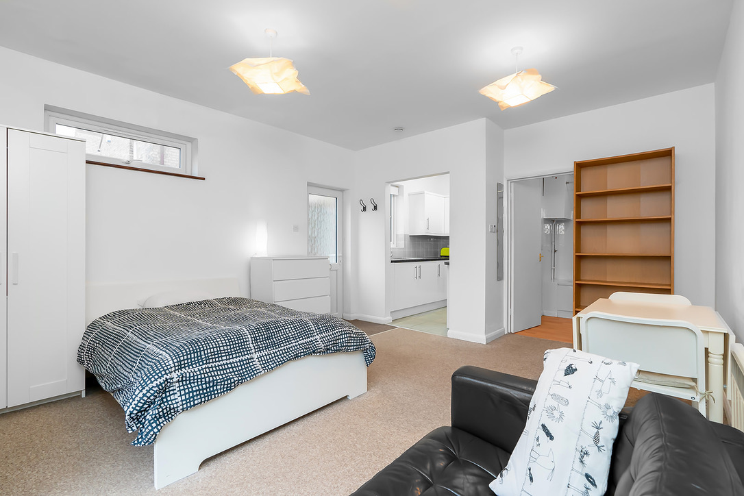 Additional image 2 of Studio Flat, Cavendish Road, CB1, N1 7GU