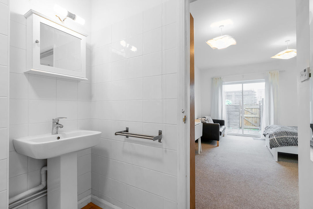 Additional image 6 of Studio Flat, Cavendish Road, CB1, N1 7GU