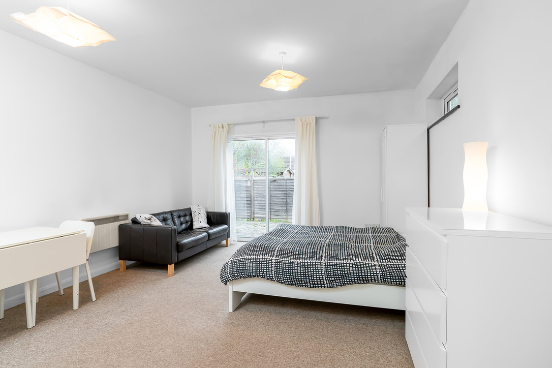 Additional image 3 of Studio Flat, Cavendish Road, CB1, N1 7GU