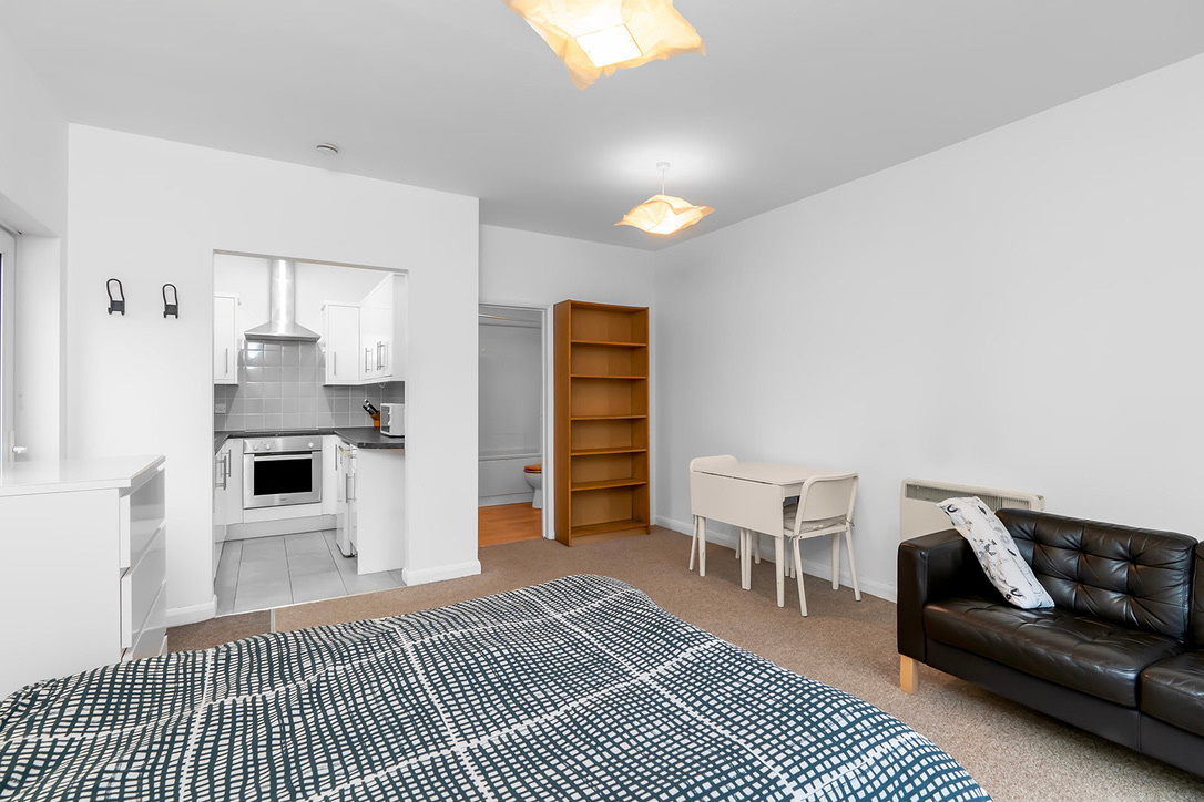 Additional image 7 of Studio Flat, Cavendish Road, CB1, N1 7GU