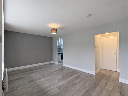 Studio Flat, Mahon Close, EN1