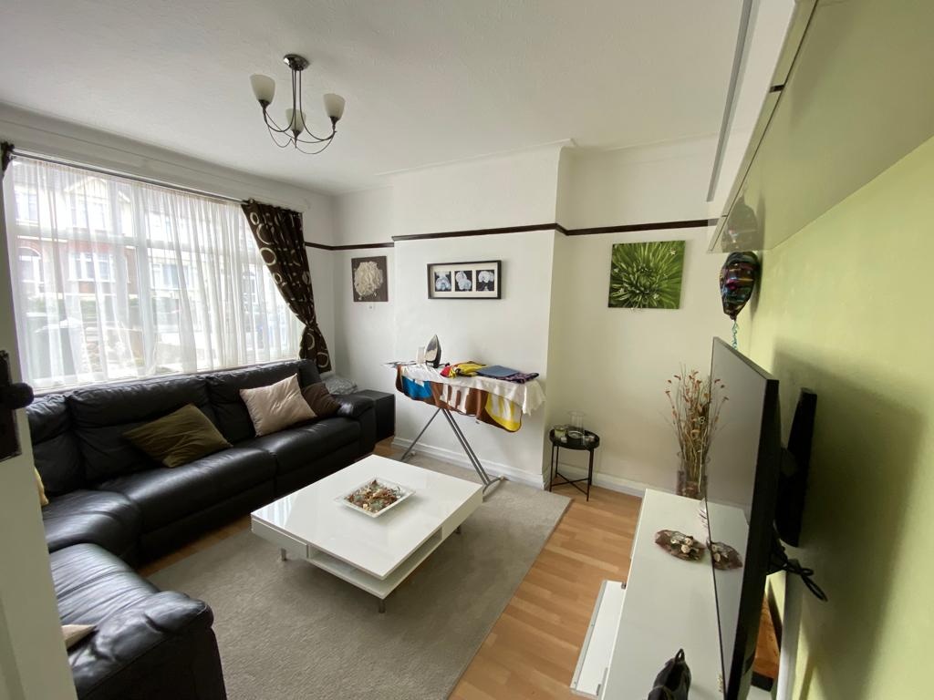 London 3 Bed Terraced House, Penderry Rise, SE6 To Rent Now for £