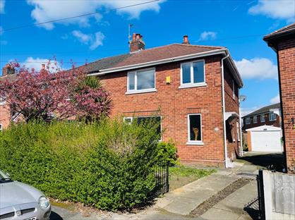 3 Bed Semi-Detached House, Oak Street, WA3