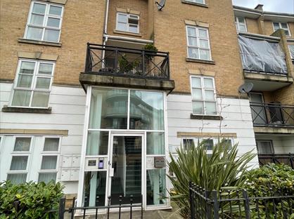 2 Bed Flat, Highfield Road, TW13