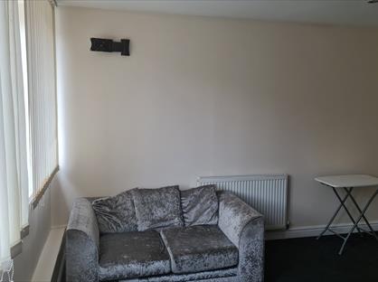 Studio Flat, Princegate, DN1