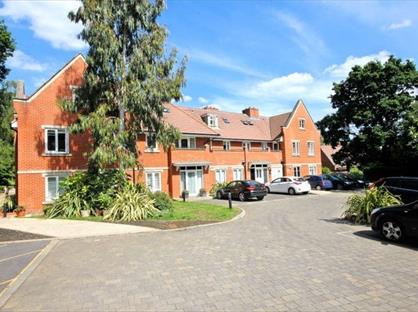 Room in a Shared Flat, Sandy Lane, GU22