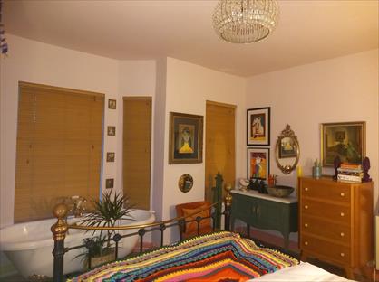4 Bed Semi-Detached House, Balmoral Drive, M34