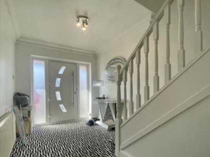 4 Bed Semi-Detached House, Sunny Bank Walk, WF14