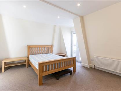 3 Bed Flat, Caledonian Road, N7