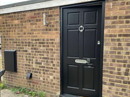 2 Bed Maisonette, Queens Road, SG8