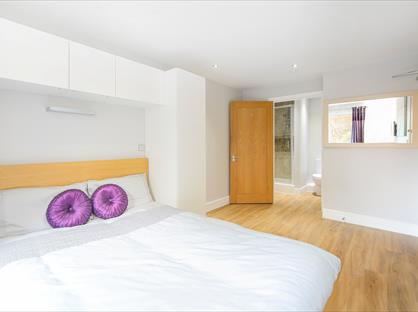 2 Bed Flat, Wards Wharf Approach *All Bills Incl, E16