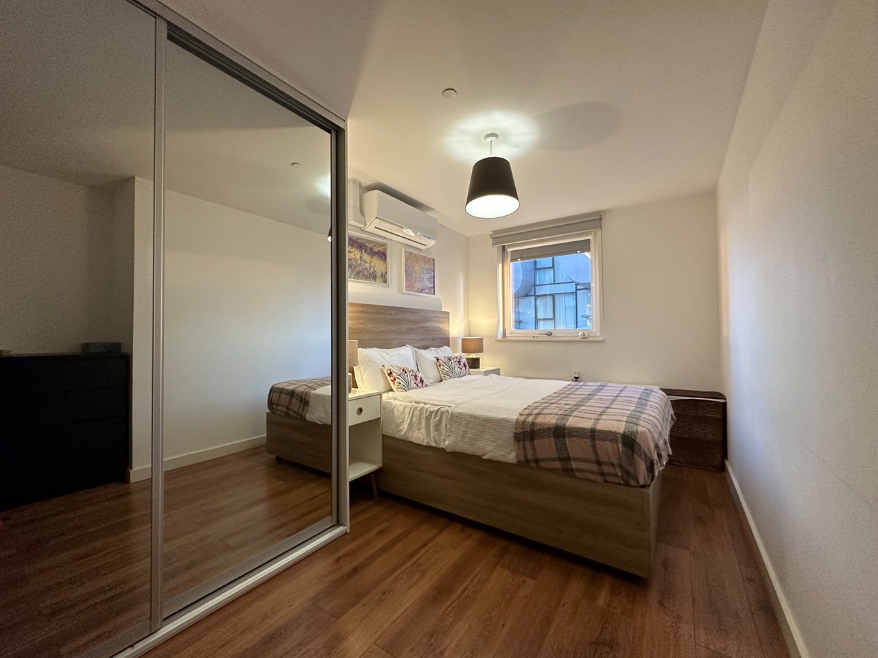 Additional image 4 of 2 Bed Flat, City Road, EC1V, N1 7GU