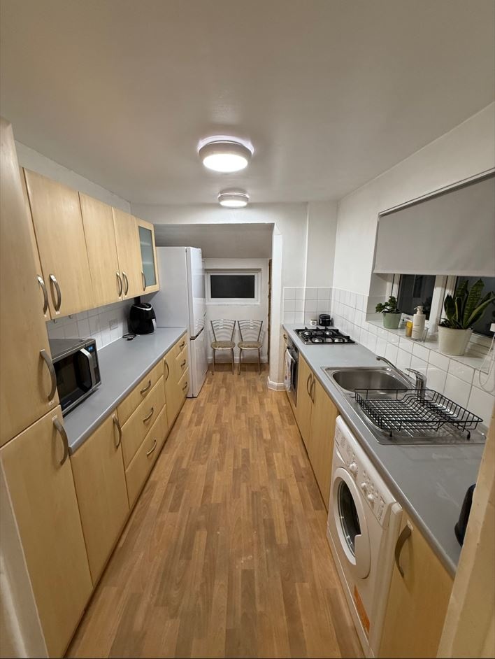 Additional image 6 of Room in a Shared House, Cardiff Road, RG1, N1 7GU