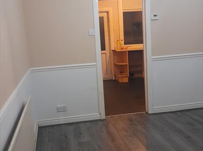 2 Bed Terraced House, Wilson Street, WF8