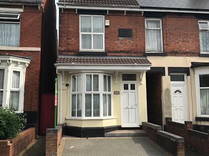 3 Bed Semi-Detached House, Milton Road, WV10