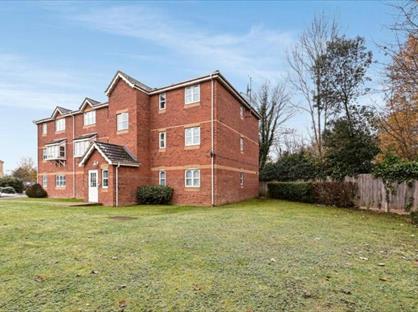 2 Bed Flat, Twickenham Place, KT7