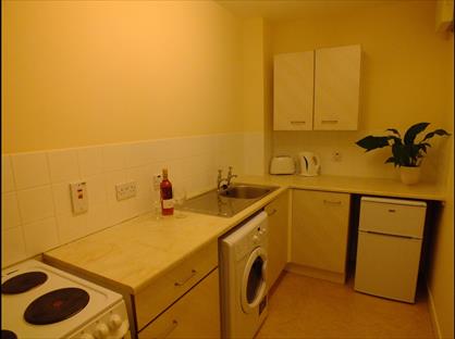 1 Bed Flat, John Knox Court, AB24