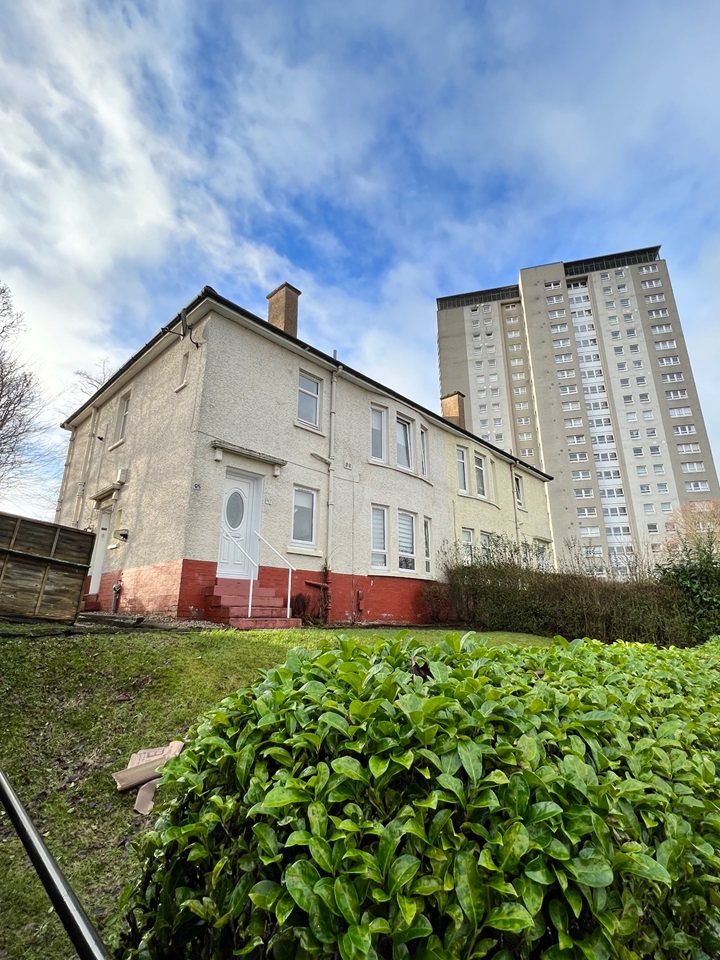 Glasgow 2 Bed Flat, Harefield Drive, G14 To Rent Now for £975.00 p/m