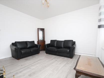 2 Bed Flat, Mount Pleasant Hill, E5