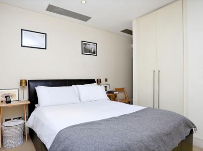 1 Bed Flat, Clarendon Court, W9