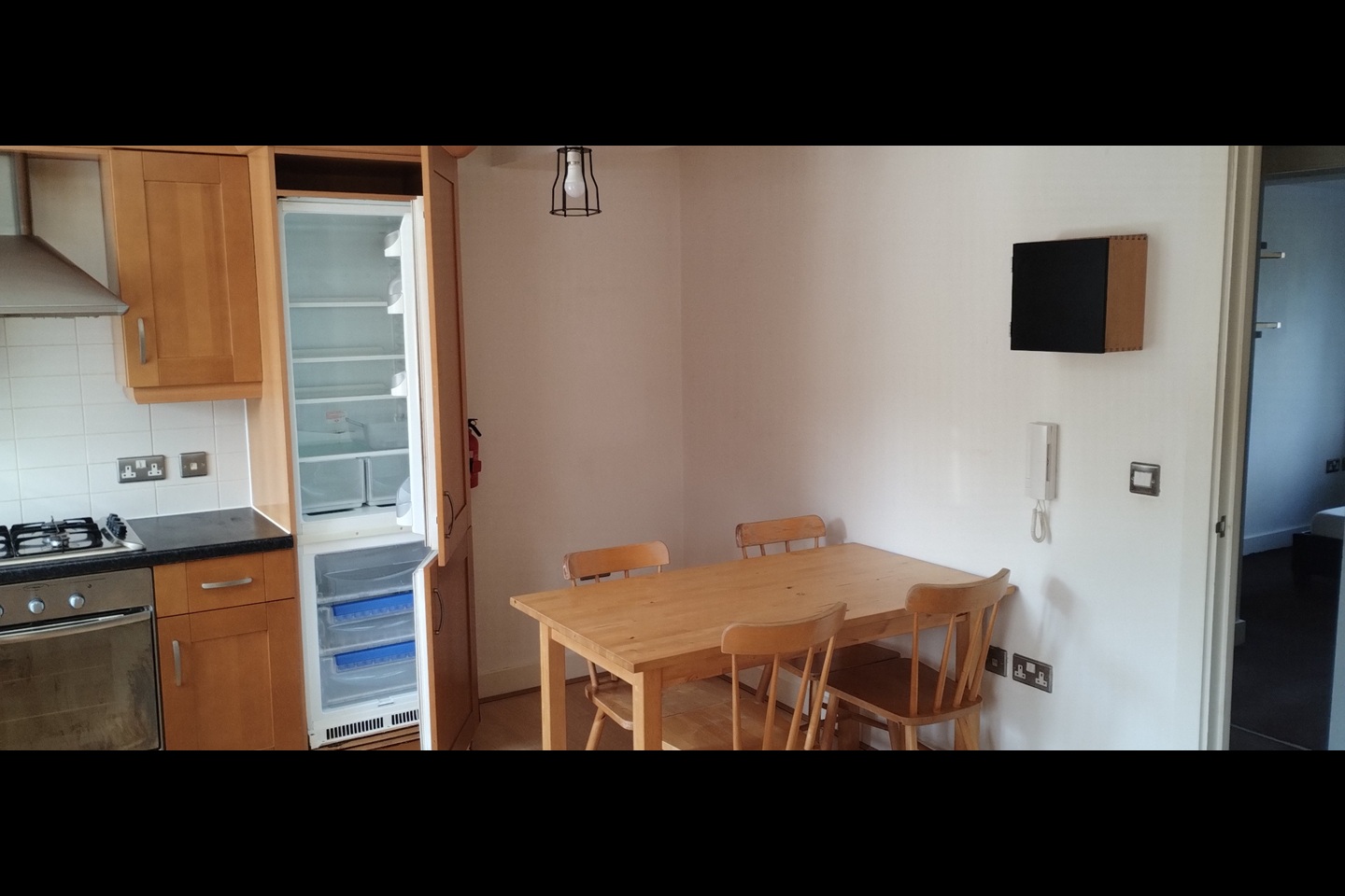 2 Bed Flat, Plainsfield Street, M16 photo 4