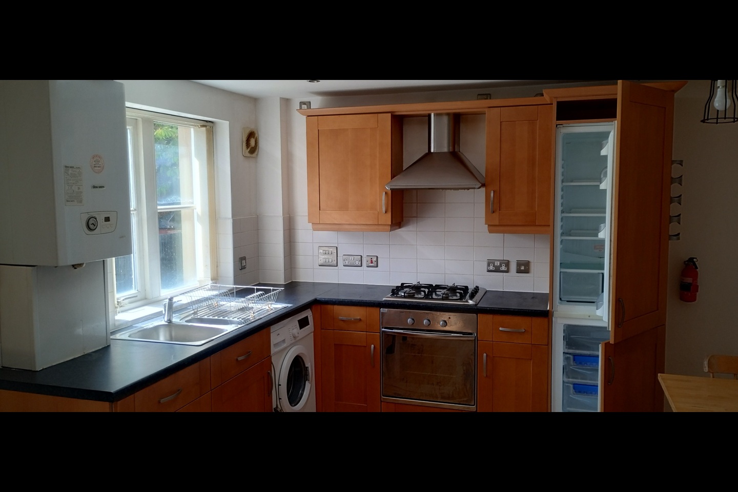 2 Bed Flat, Plainsfield Street, M16 photo 3
