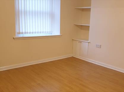 3 Bed Flat, Main Street, KA16