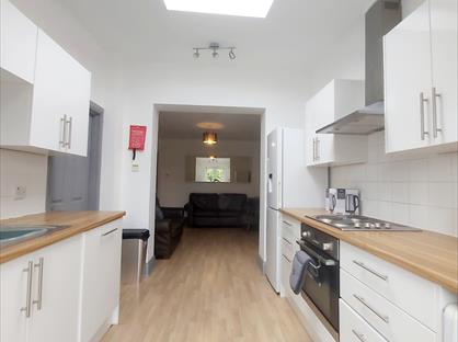 5 Bed Terraced House, Seventh Avenue, BS7