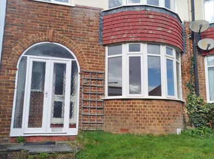 3 Bed Semi-Detached House, Welbeck Avenue, TN4