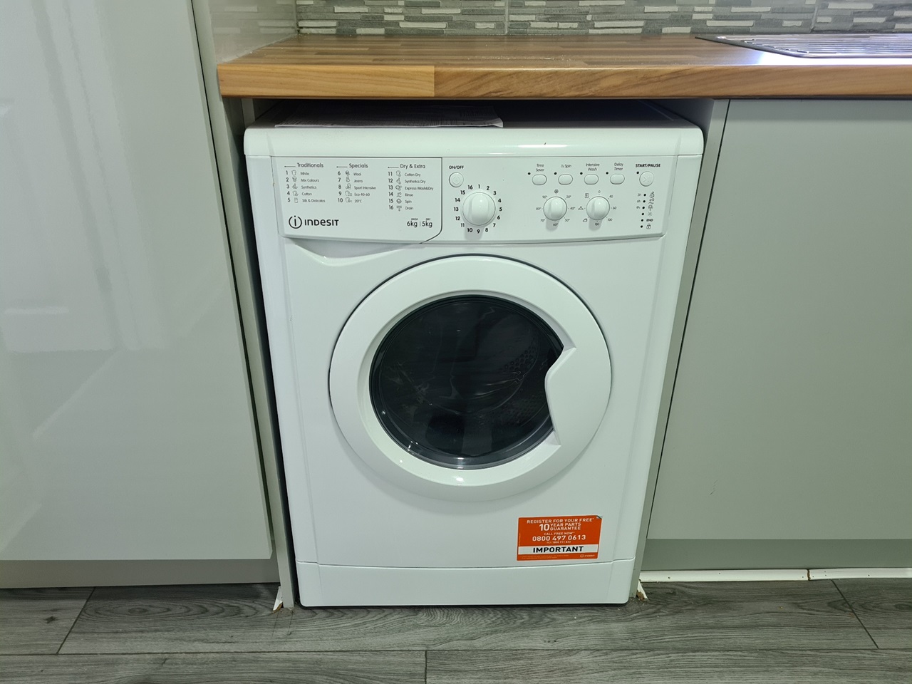 1 Bed Flat, Regent Street, B66 photo 3