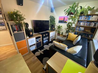 1 Bed Flat, Otley Road, LS16