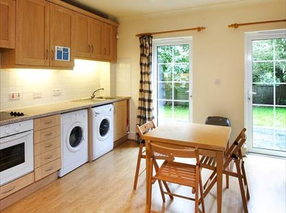 4 Bed Flat, St. Catherines Court, SO23