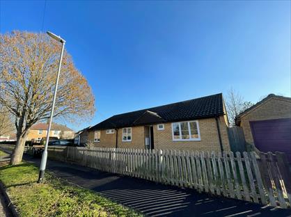 5 Bed Bungalow, Ramsden Square, CB4