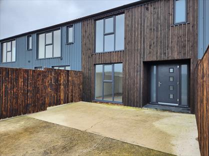 3 Bed Semi-Detached House, Stoney Hill Barns, PL15