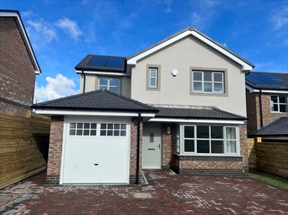 4 Bed Detached House, Parc Pentywyn, LL31