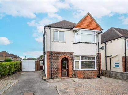 3 Bed Detached House, Grantley Road, GU2