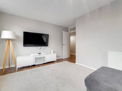 2 Bed Flat, Lloyd Court, SE27