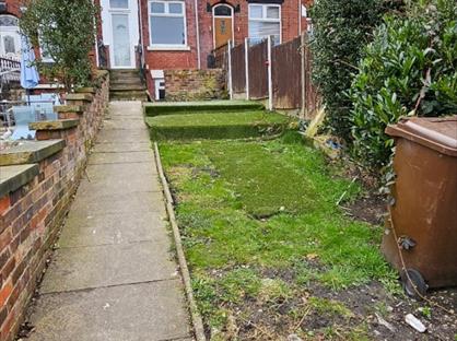 4 Bed Terraced House, Stonecliffe Terrace, SK15